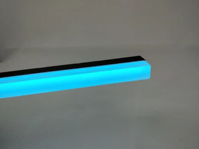  중국산.  교체 가능한 커버가 있는 맞춤형 제조업체 LED 스트립 알루미늄 프로파일.  양극산화 알루미늄 튜브로 제작된 LED 방열판 프로파일